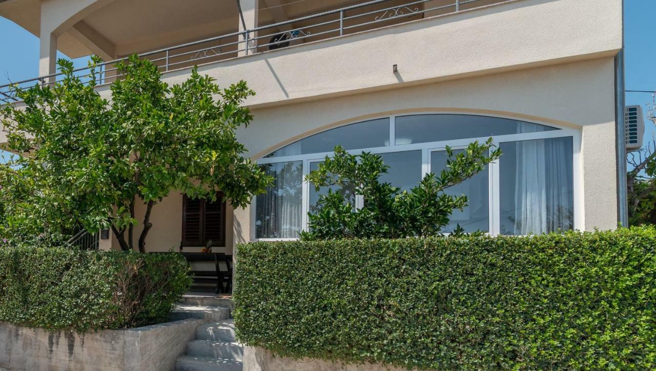 Apartman Niksi Трогир Екстериор снимка