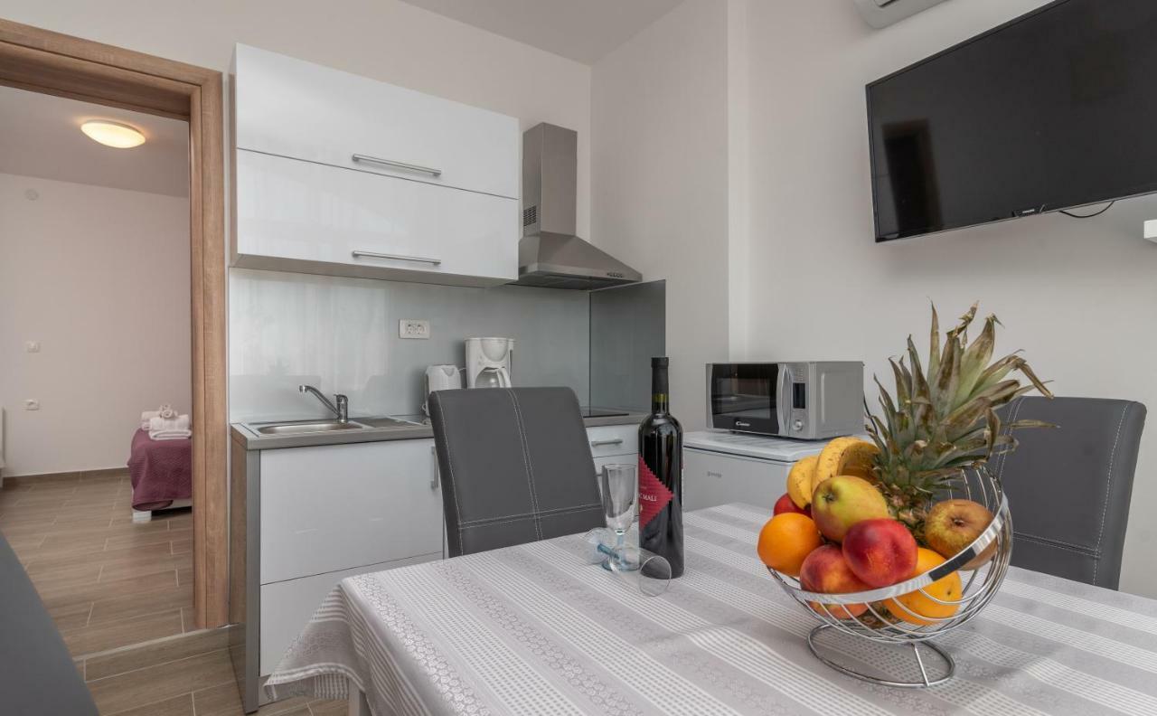 Apartman Niksi Трогир Екстериор снимка